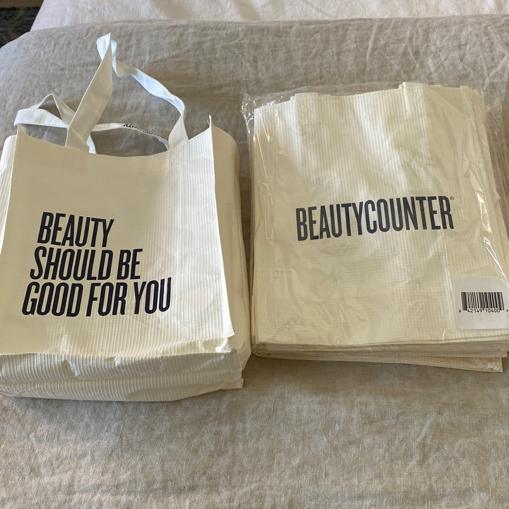 Beautycounter Beauty Should be Good for you bags